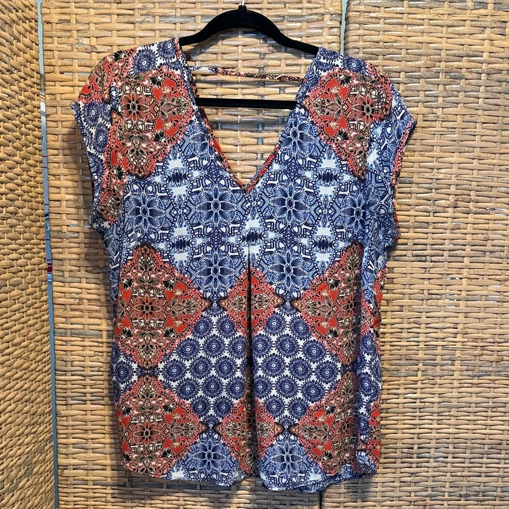 DR2 Multicolor Patchwork V-Neck Blouses 2 for $20 - Picture 4 of 5